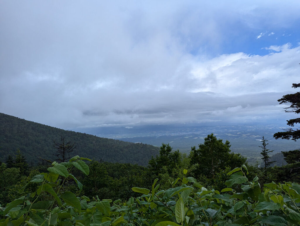 十勝岳から見る景色