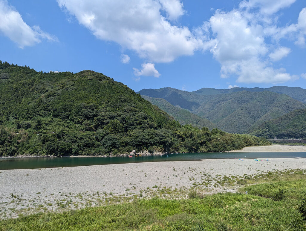 土佐和紙工芸村くらうどからの景色