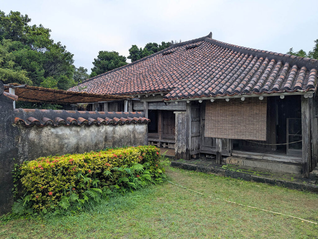 宮良殿内庭園