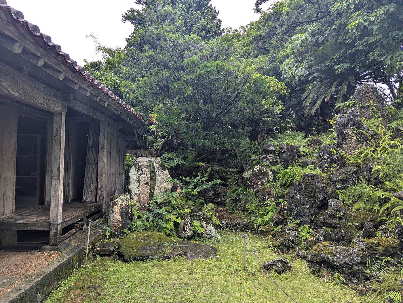 宮良殿庭園