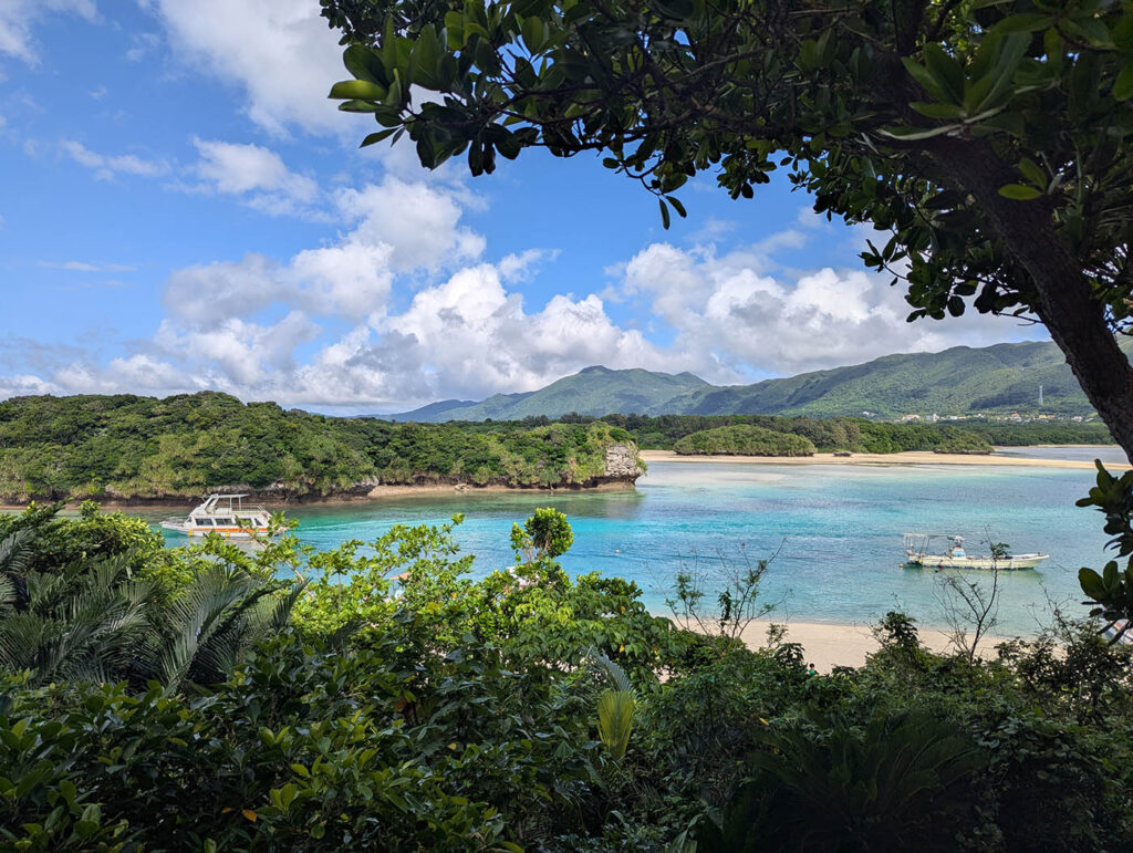 川平湾