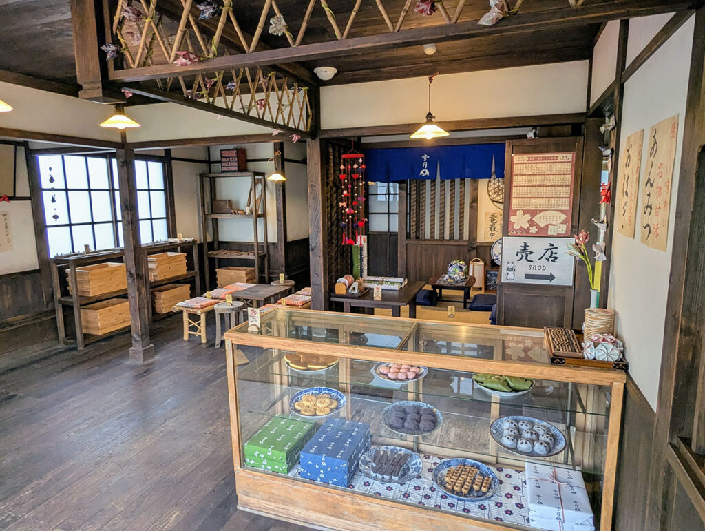 雪月店内