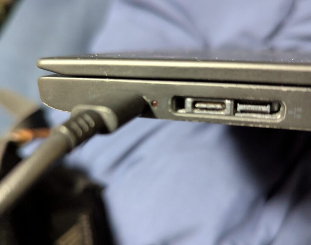 パソコンの電源が入らない